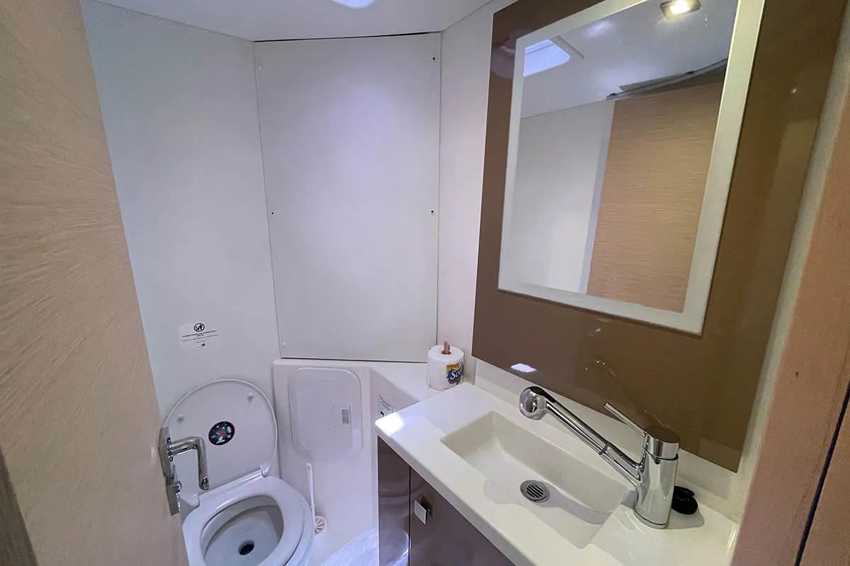 2019 Model Fountaine Pajot - Lucia 40 · 10 Kişilik · #668979