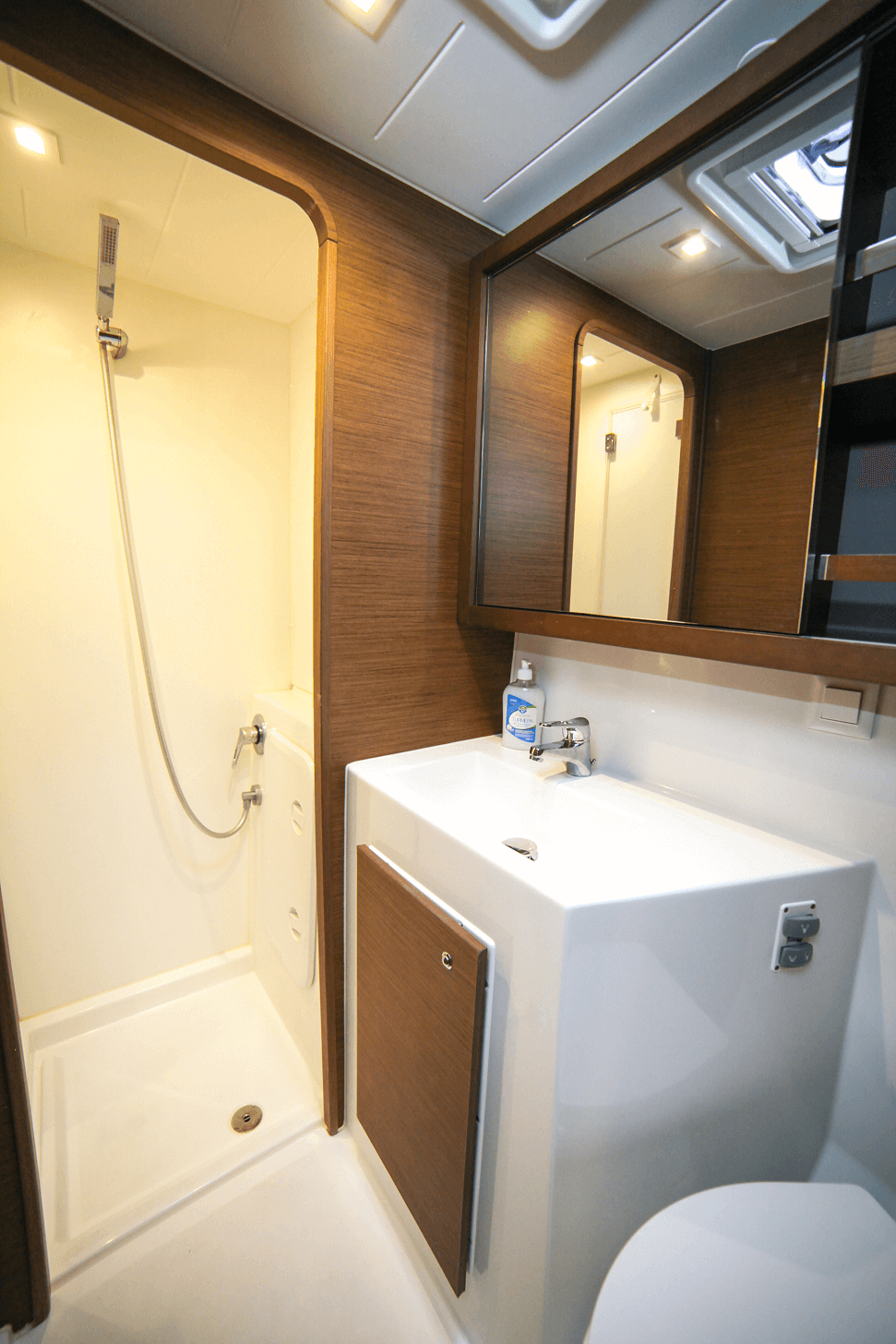 2021 Model Lagoon -  42 · 10 Guest · #368932