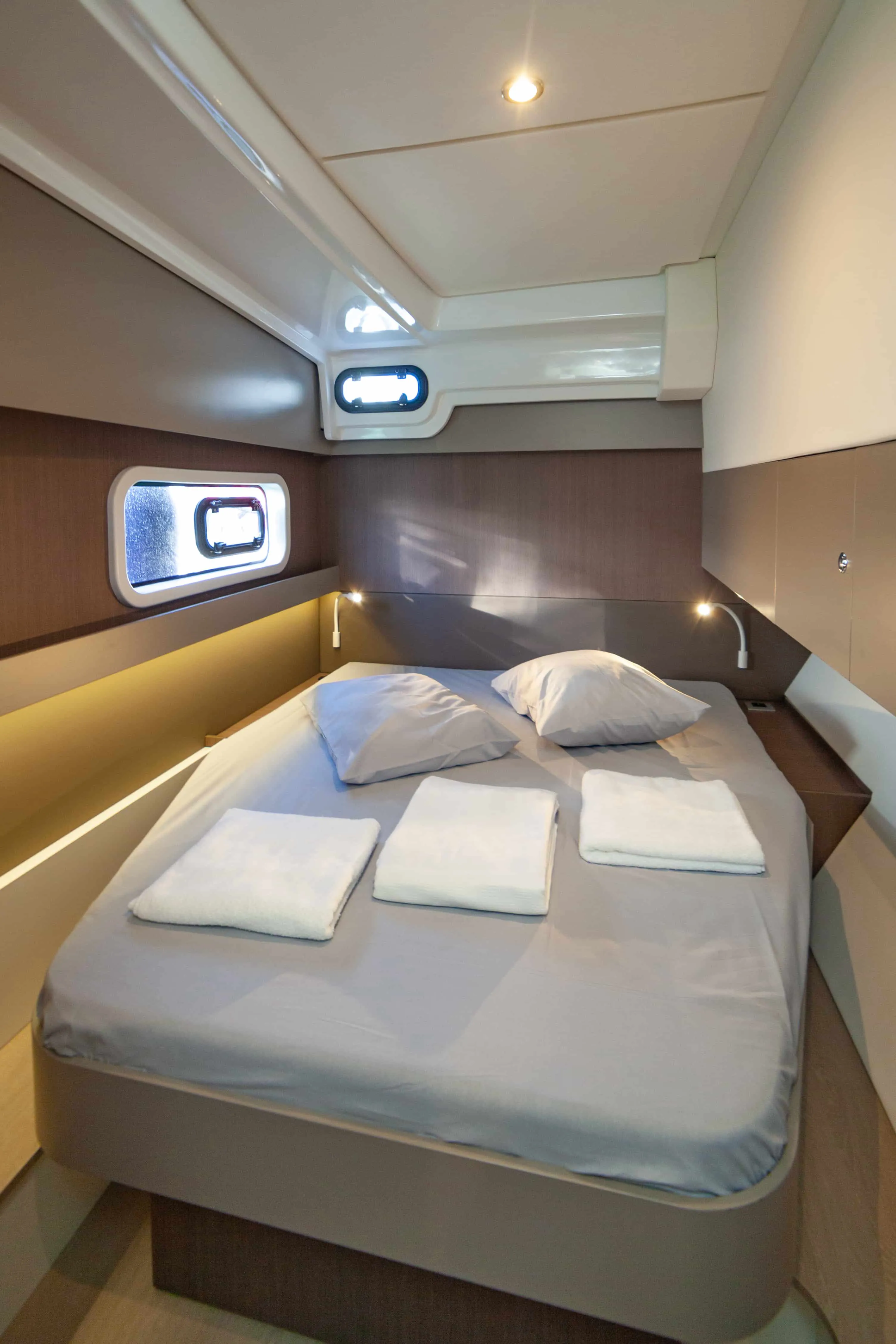 2021 Model Bali - Catspace · 9 Guest · #225566