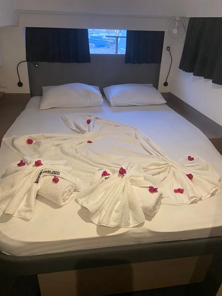 2022 Model Fountaine Pajot - Elba 45 · 10 Guest · #882013