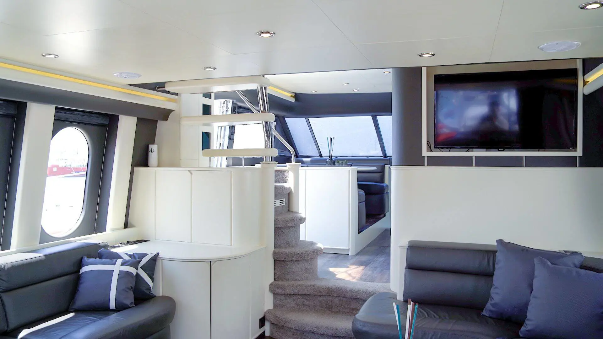 2022 Model Princess - 20M · 12 Guest · #890000