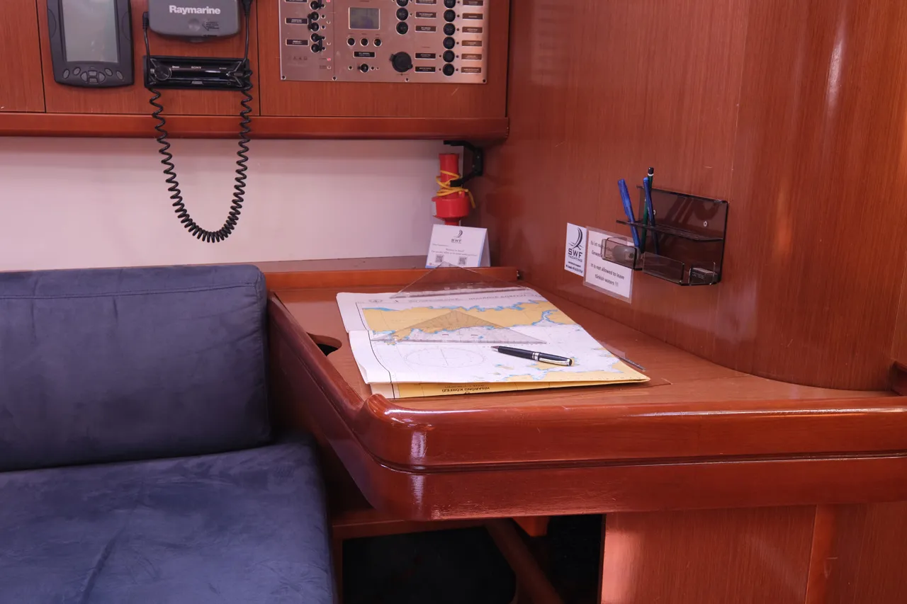 2011 Model Beneteau - Oceanis 43 Family · 8 Guest · #919024