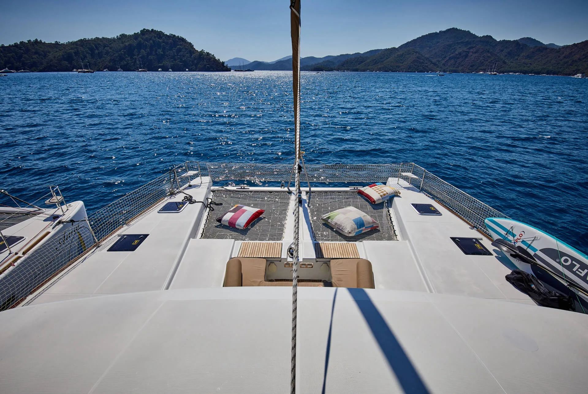 2013 Model Lagoon - 52 · 8 Guest · #549945