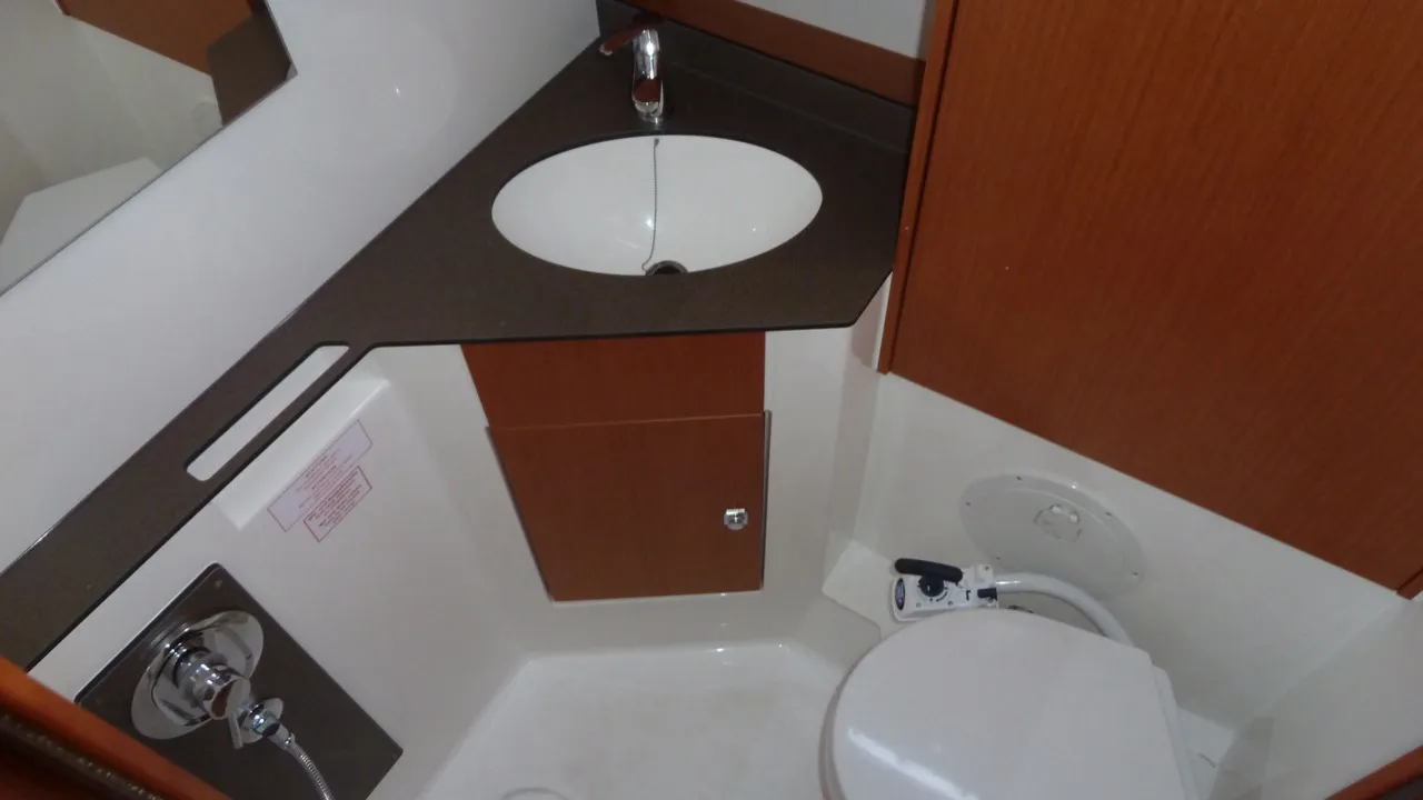 2020 Model Bavaria - Cruiser 46 · 10 Guest · #937924