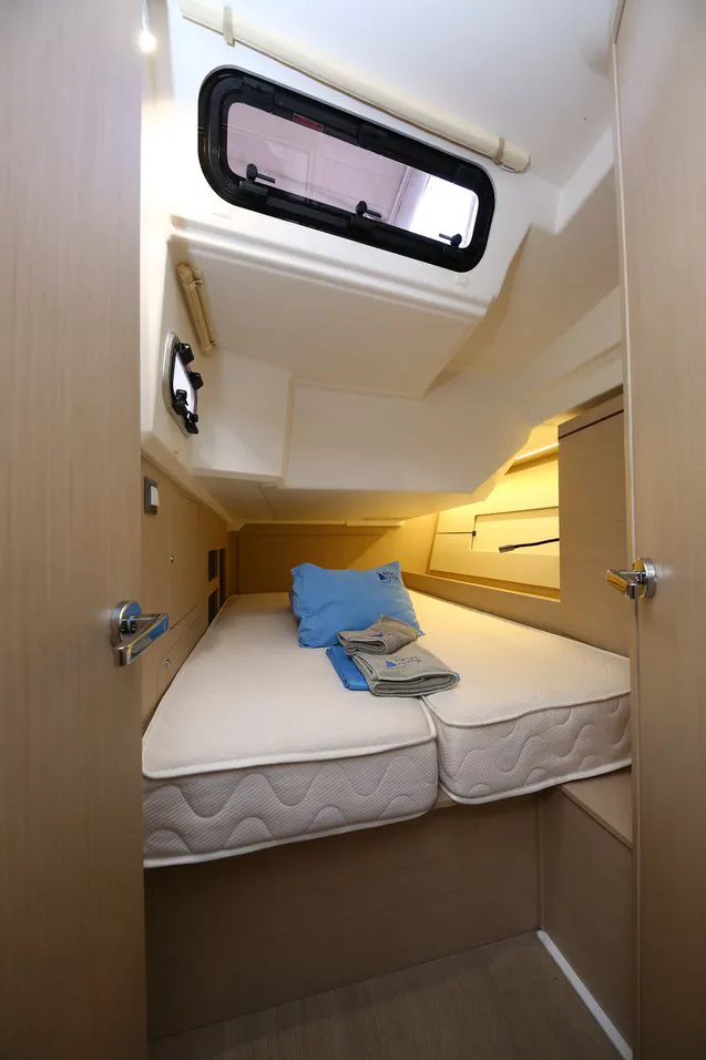 2022 Model Beneteau - Oceanis 46.1 · 8 Guest · #389669