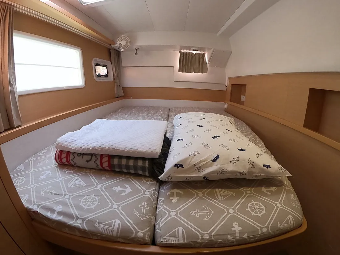 2014 Model Lagoon -  400 S2 · 9 Guest · #538188