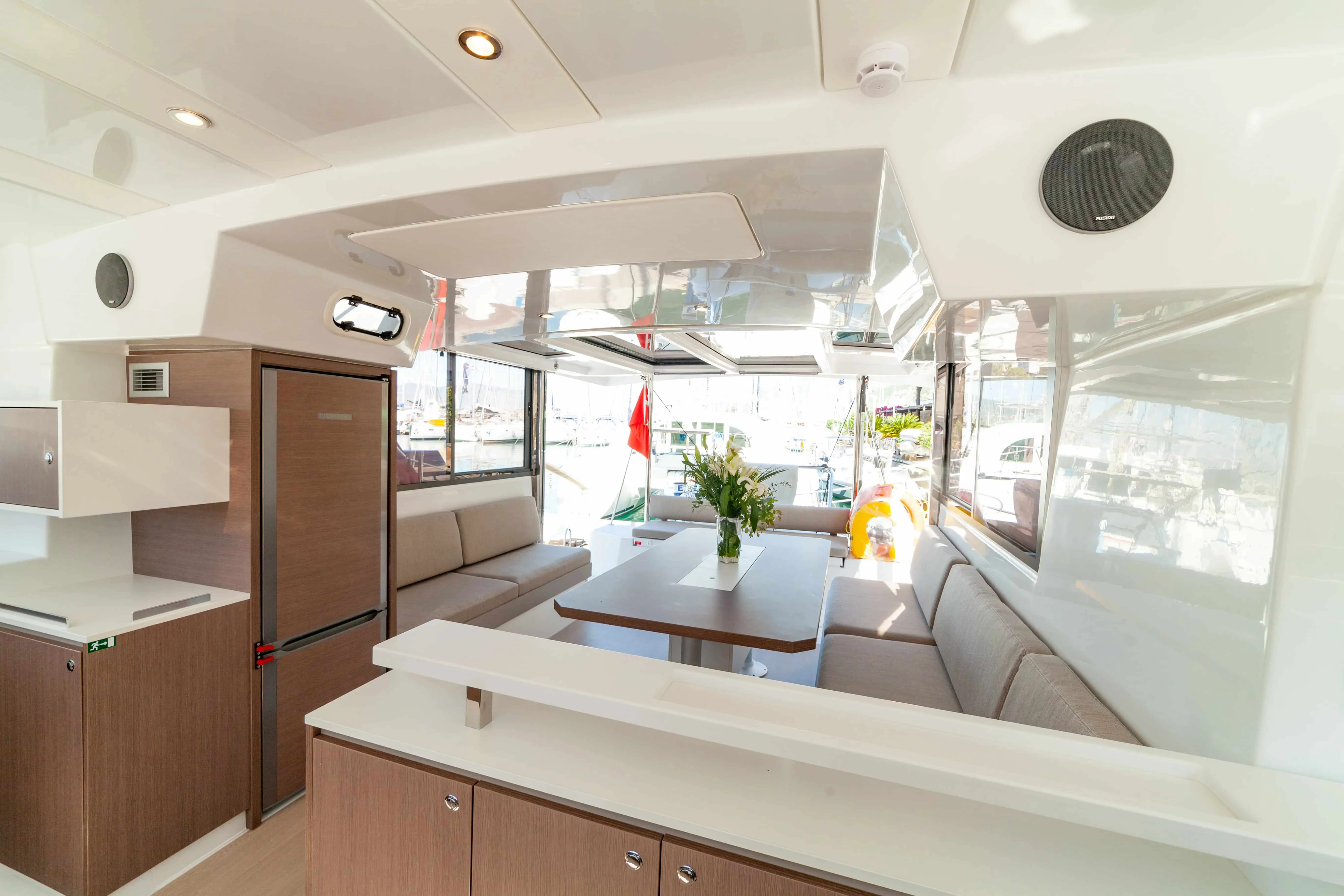 2023 Model Bali - Catspace · 9 Guest · #979643