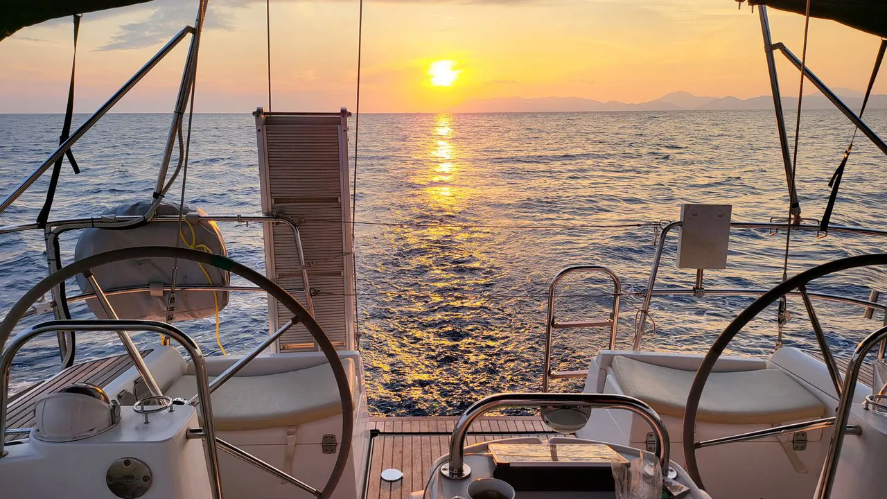 2009 Model Jeanneau - Sun Odyssey 49i · 8 Guest · #995158