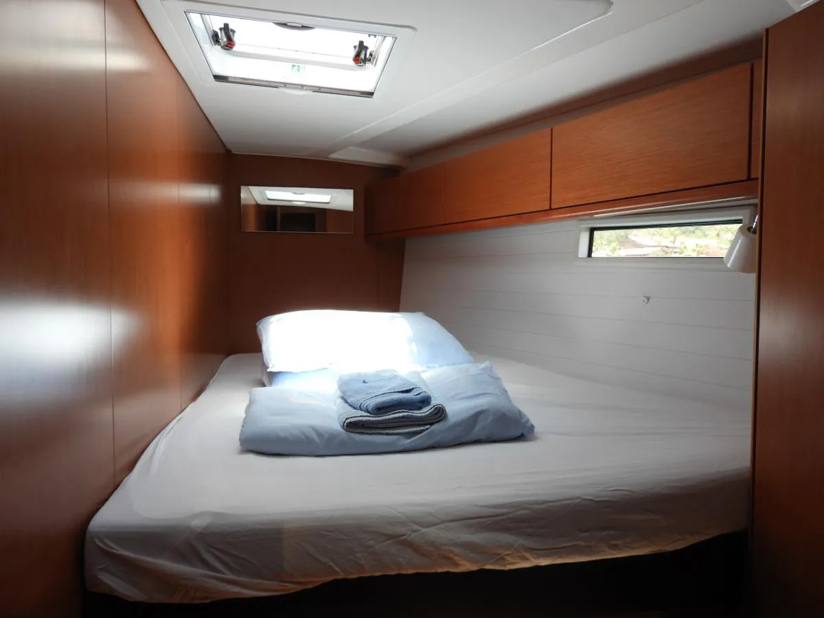 2017 Model Bavaria - Cruiser 51 · 12 Guest · #250720