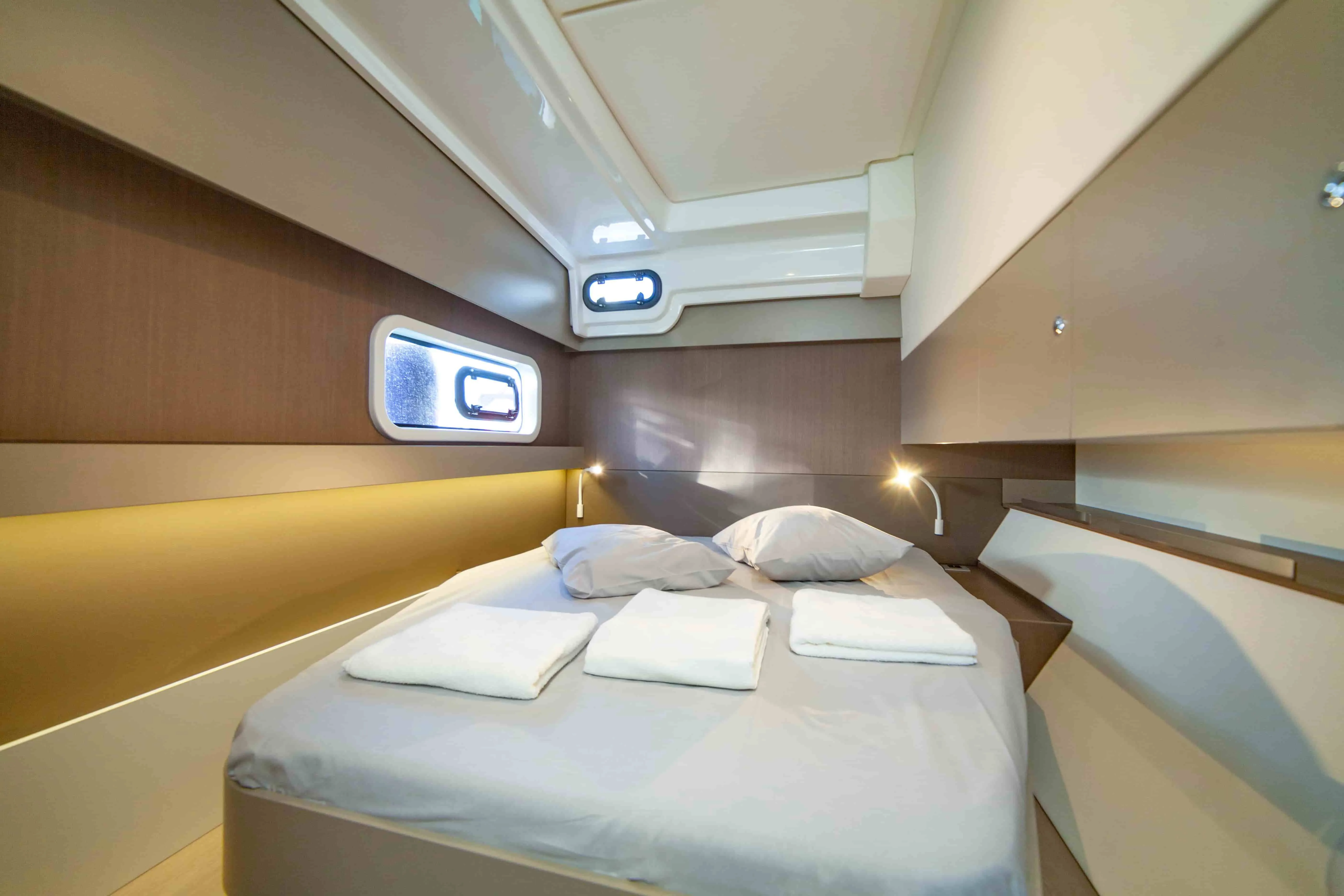 2023 Model Bali - Catspace · 9 Guest · #979643