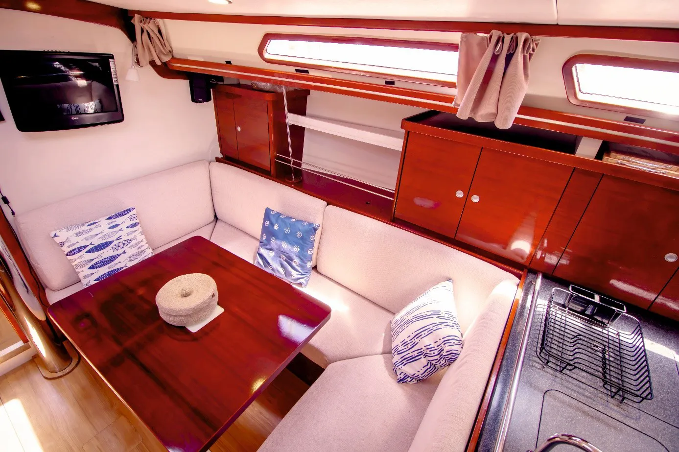 2008 Model Hanse -  400 · 8 Kişilik · #021503