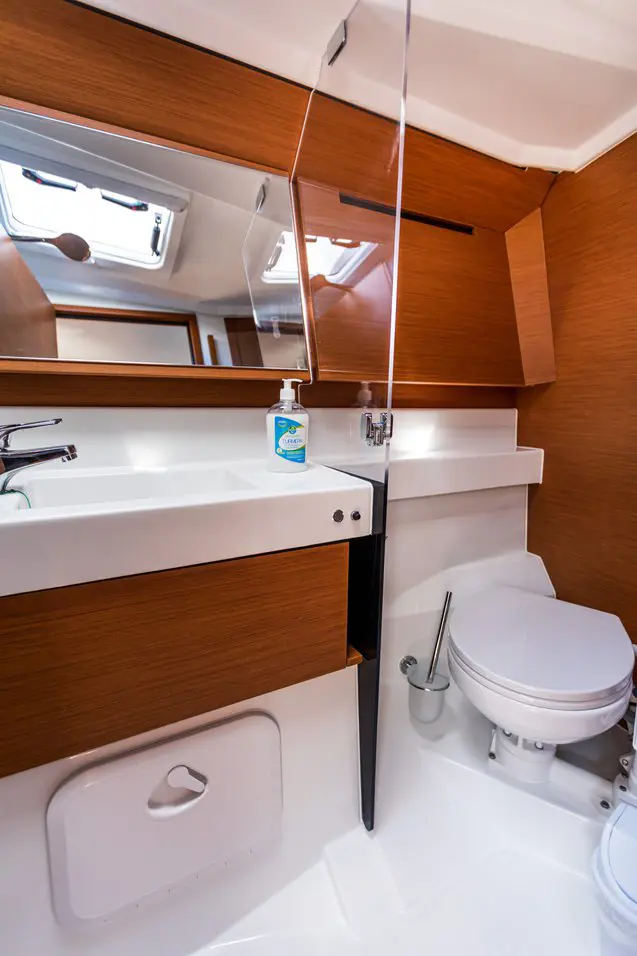 2022 Model Jeanneau - Sun Odyssey 410 · 8 Kişilik · #490439