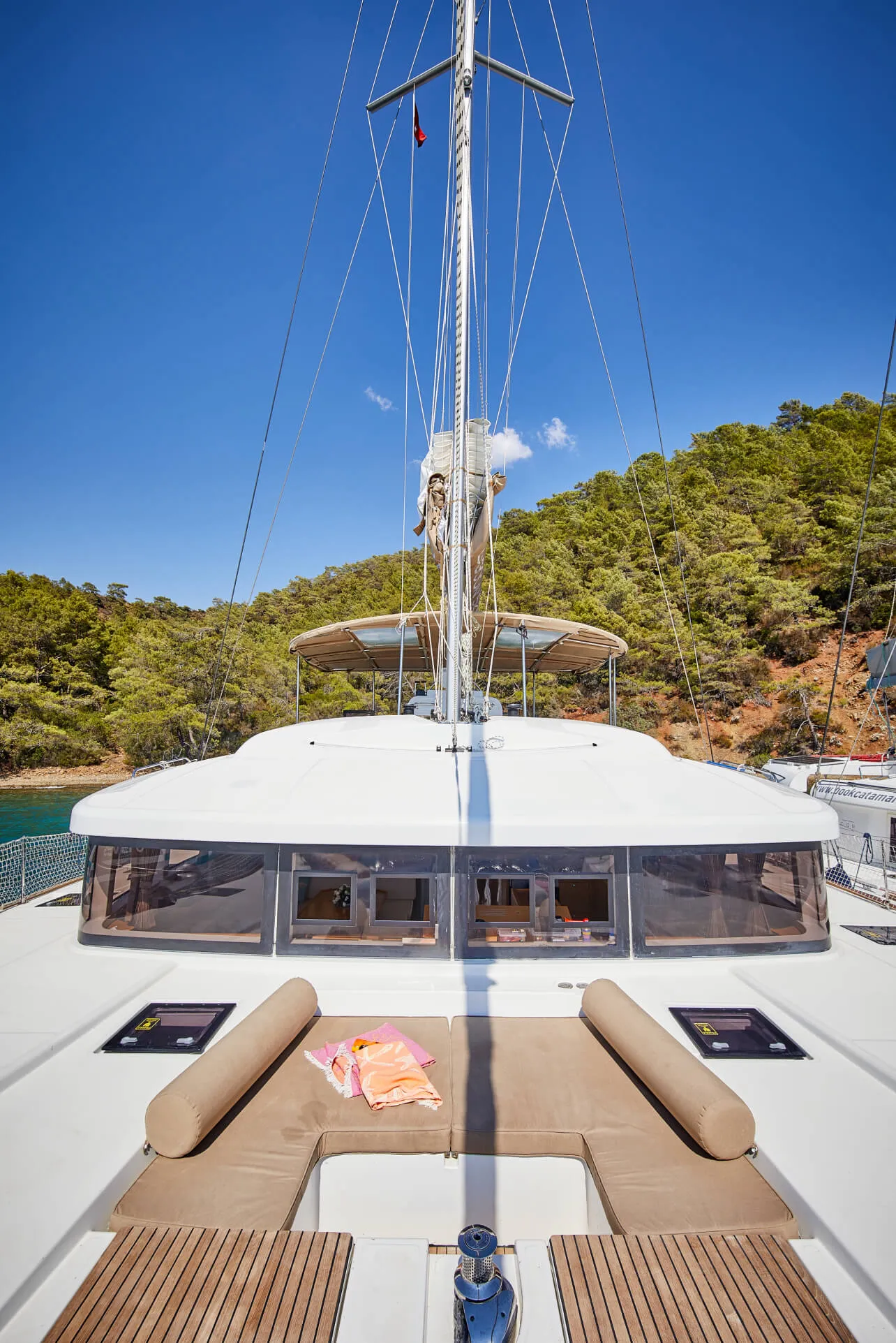 2013 Model Lagoon - 52 · 8 Guest · #549945