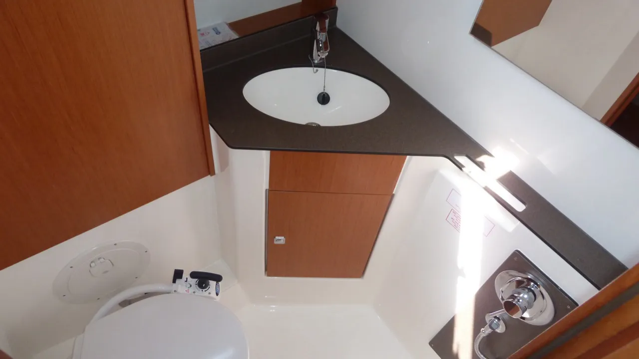 2020 Model Bavaria - Cruiser 46 · 10 Guest · #937924