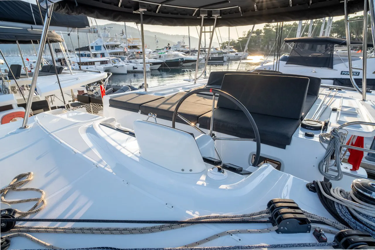 2023 Model Lagoon -  46  · 10 Guest · #866427