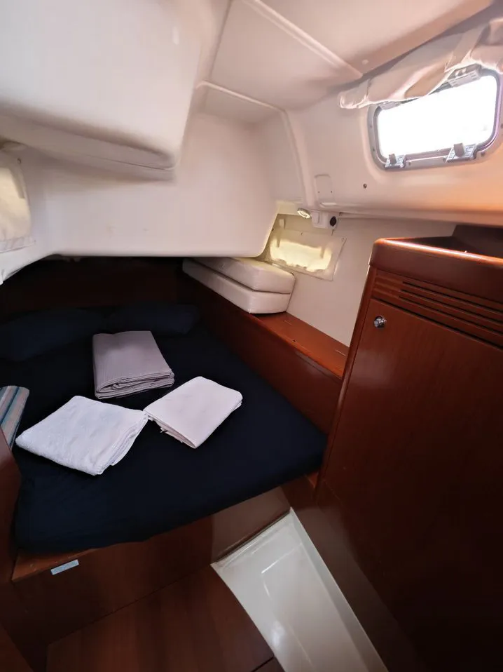 2011 Model Beneteau - Oceanis 40 · 8 Kişilik · #493463