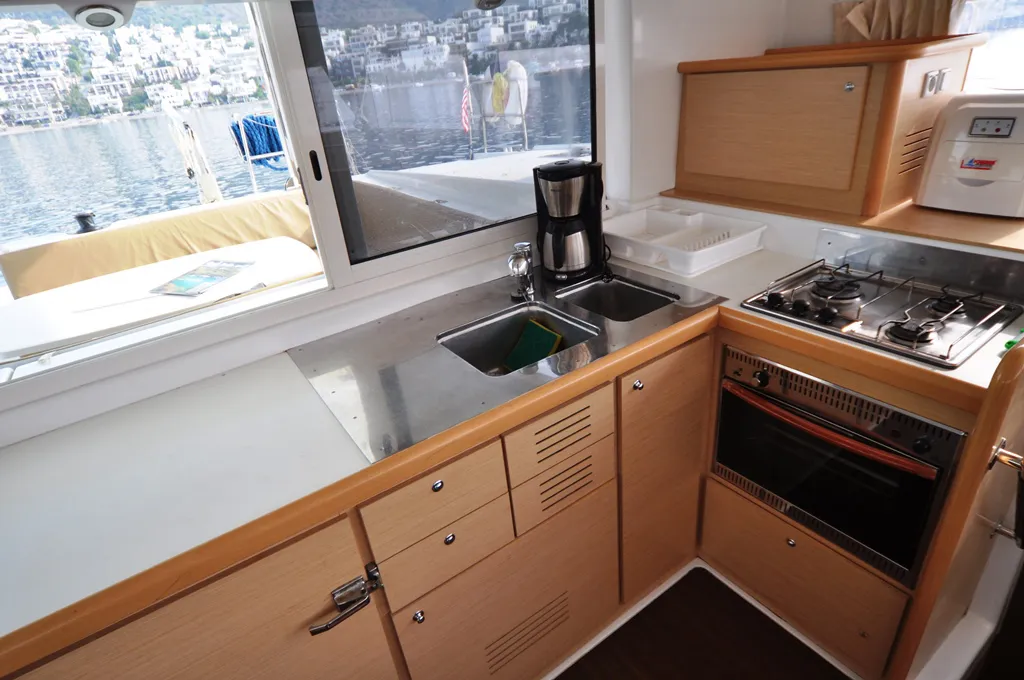 2011 Model Lagoon -  421 · 10 Kişilik · #814228