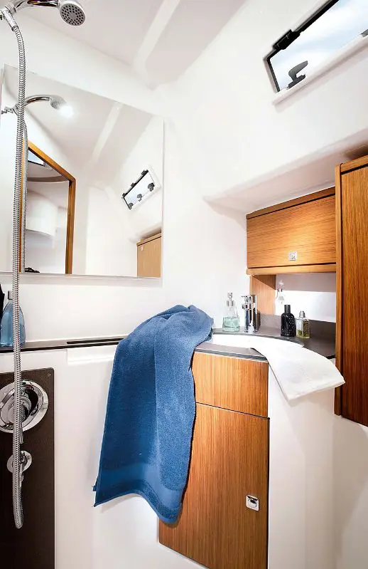 2023 Model Bavaria - Cruiser 46 · 8 Guest · #032384