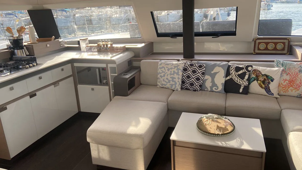 2022 Model Fountaine Pajot - Elba 45 · 10 Guest · #882013