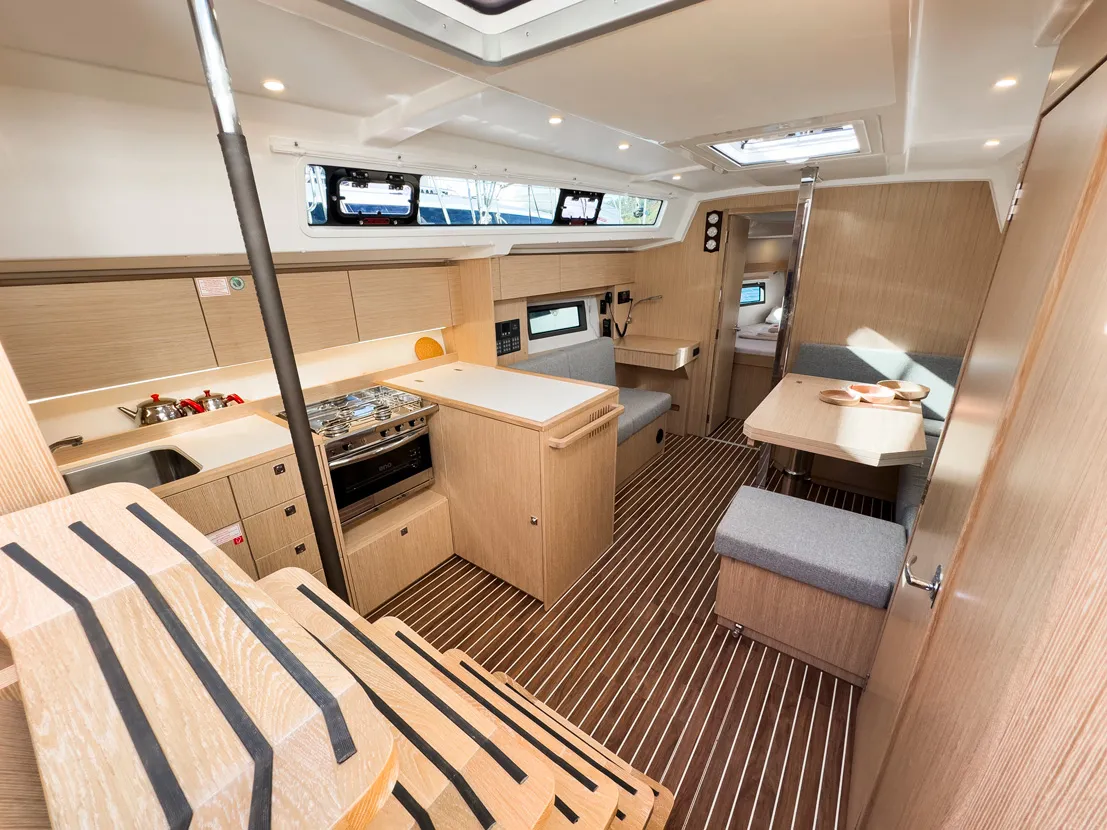 2024 Model Bavaria - C38 · 7 Kişilik · #390689