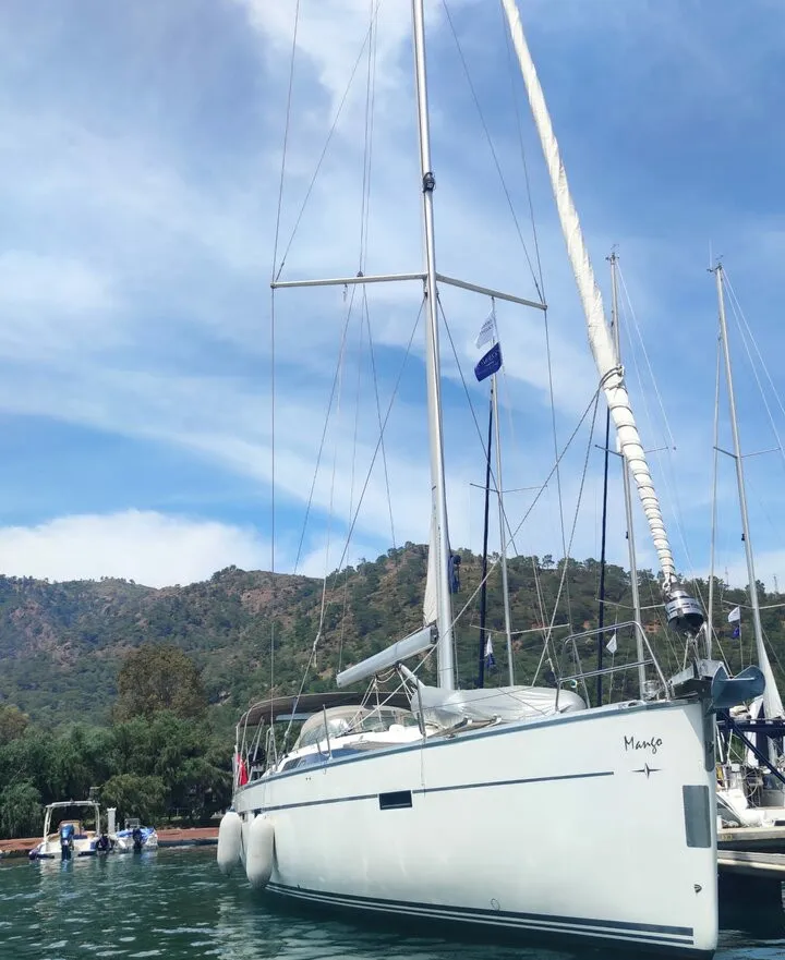 2016 Model Bavaria - Cruiser 51 · 10 Guest · #462389