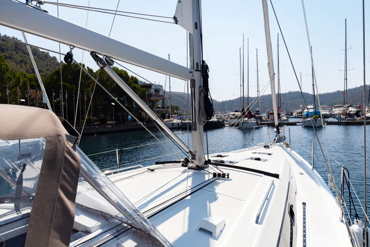 2020 Model Beneteau - Oceanis 41.1 · 6 Kişilik · #134980