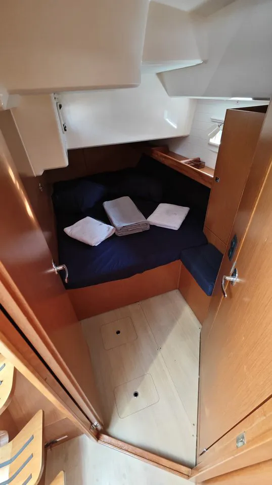 2016 Model Bavaria - Cruiser 46 · 9 Guest · #820471