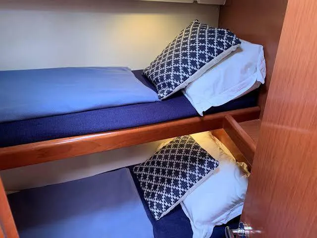 2008 Model Beneteau - Oceanis 43.4 · 8 Guest · #496894