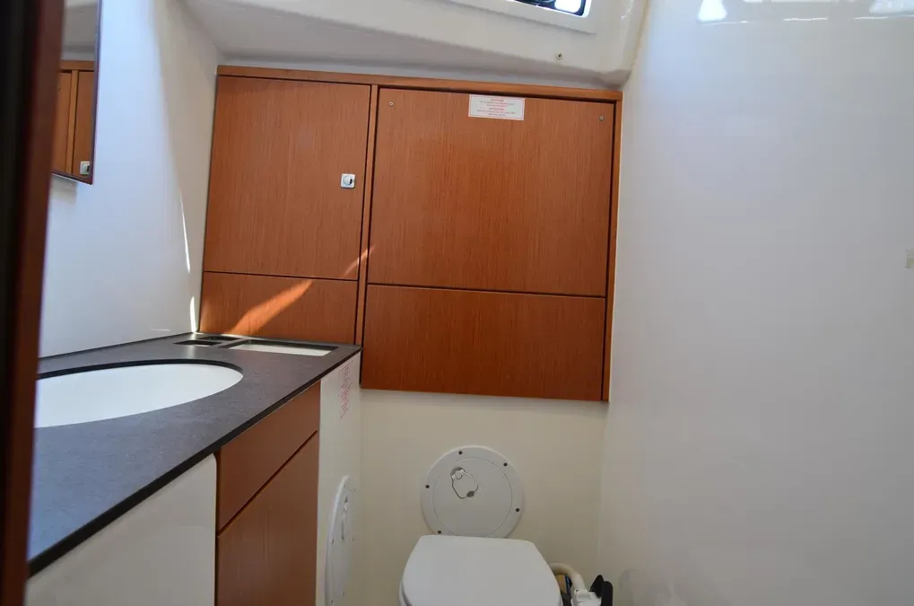 2015 Model Bavaria - Cruiser 46 · 8 Kişilik · #940103