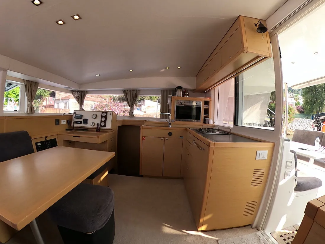 2014 Model Lagoon -  400 S2 · 9 Guest · #538188