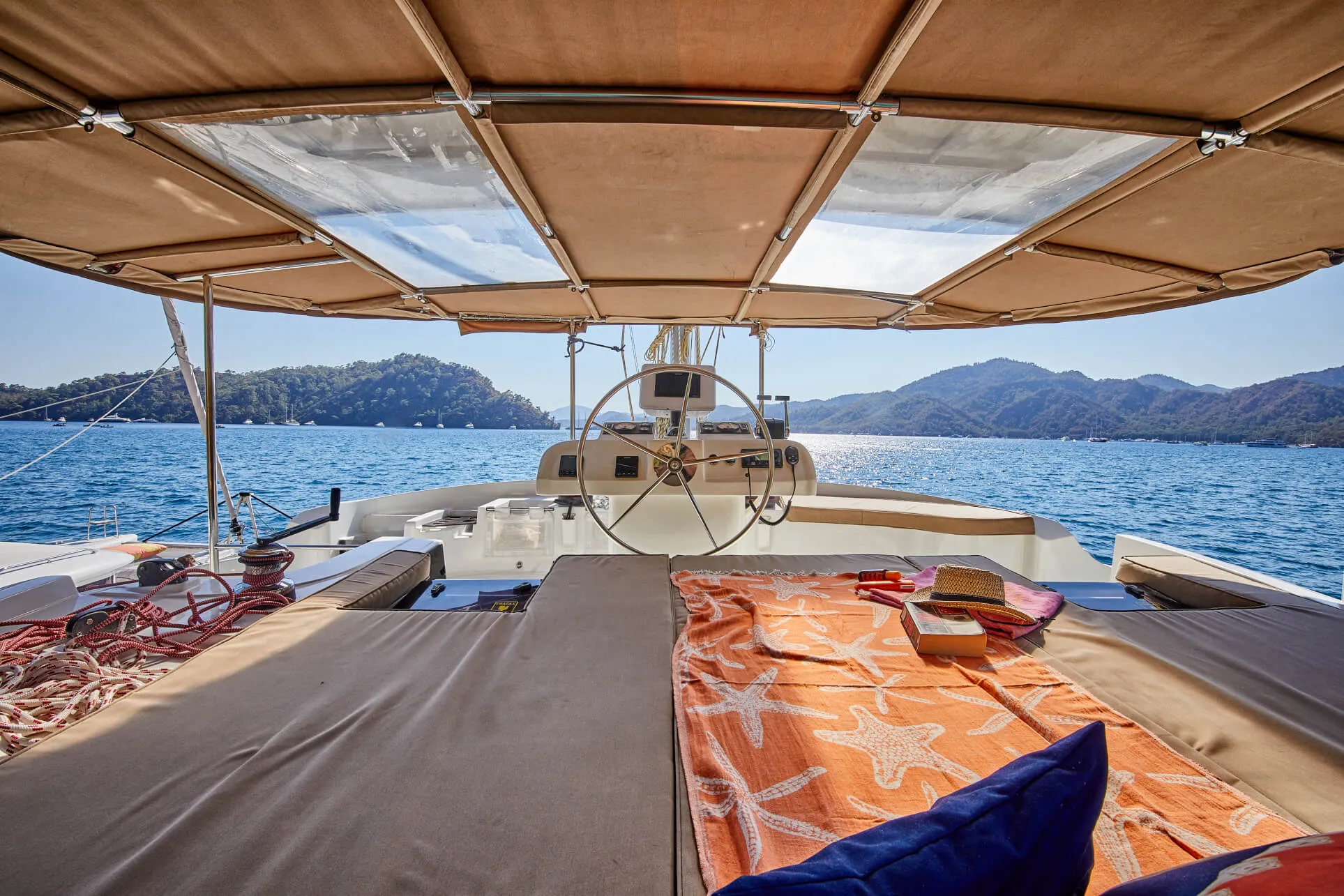 2013 Model Lagoon - 52 · 8 Guest · #549945