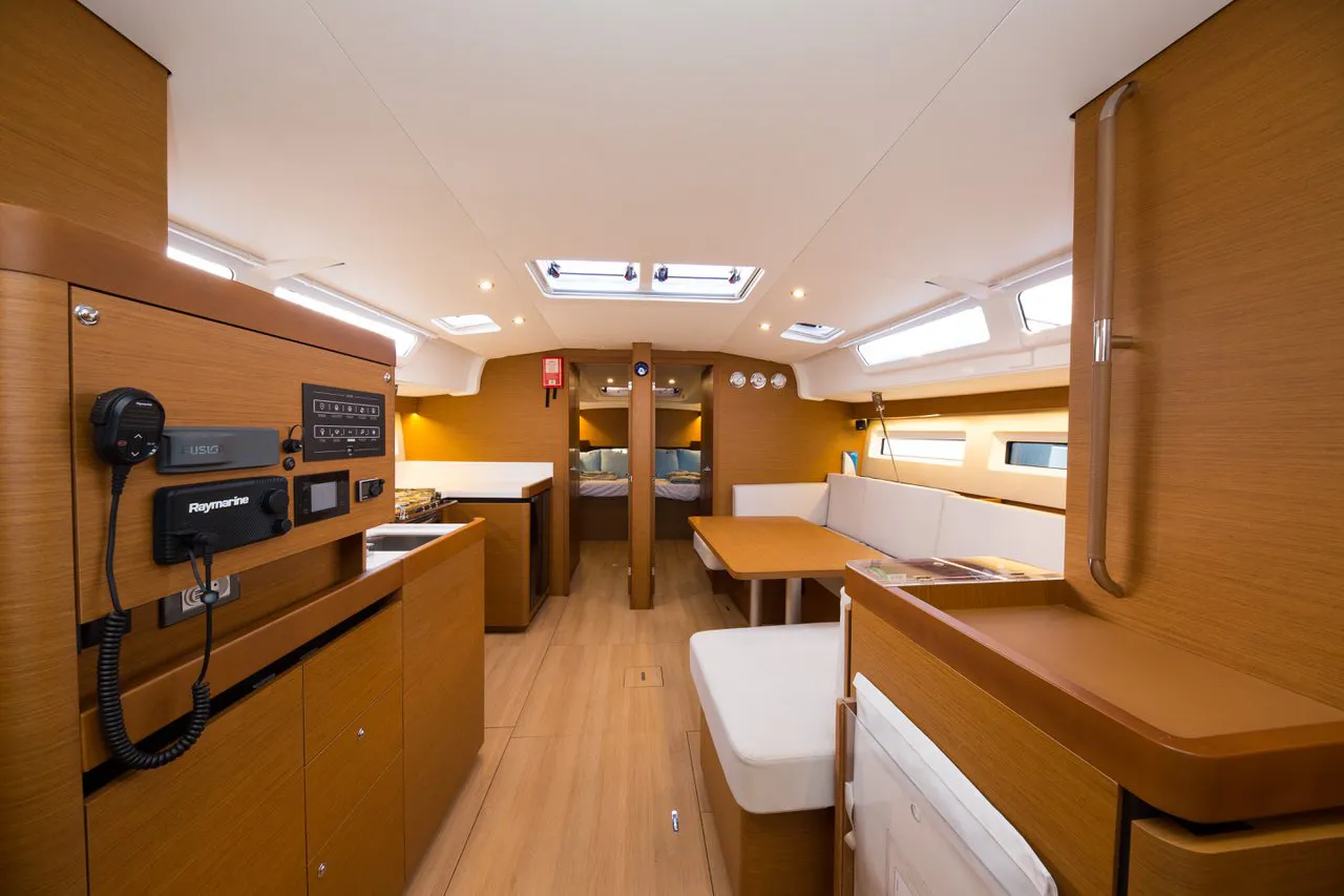 2021 Model Jeanneau - Sun Odyssey 490 · 11 Guest · #197823