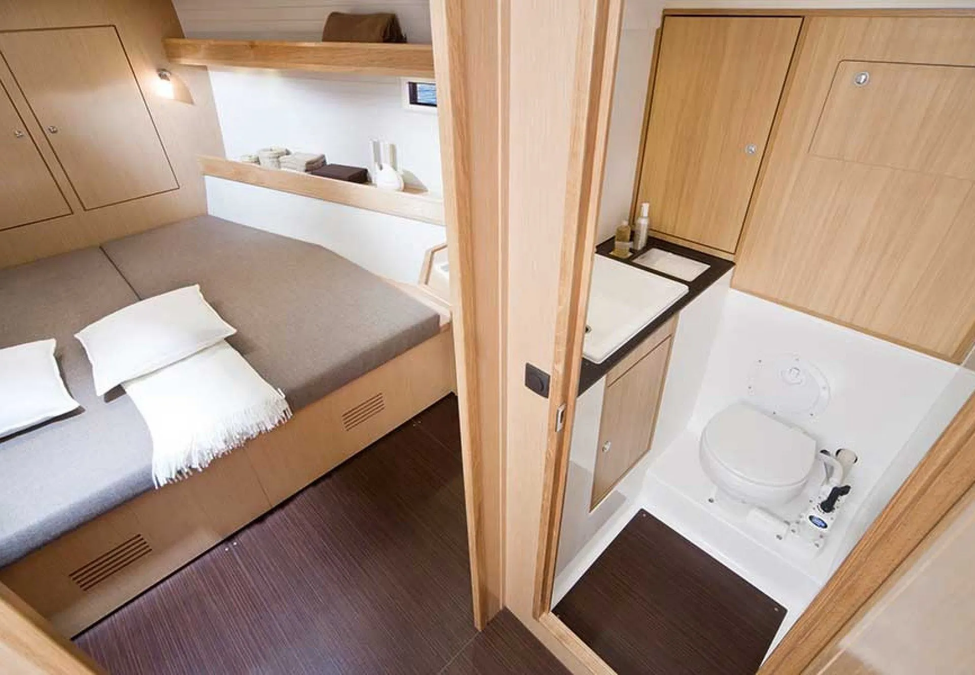 2011 Model Bavaria - Cruiser 45 · 10 Guest · #819432